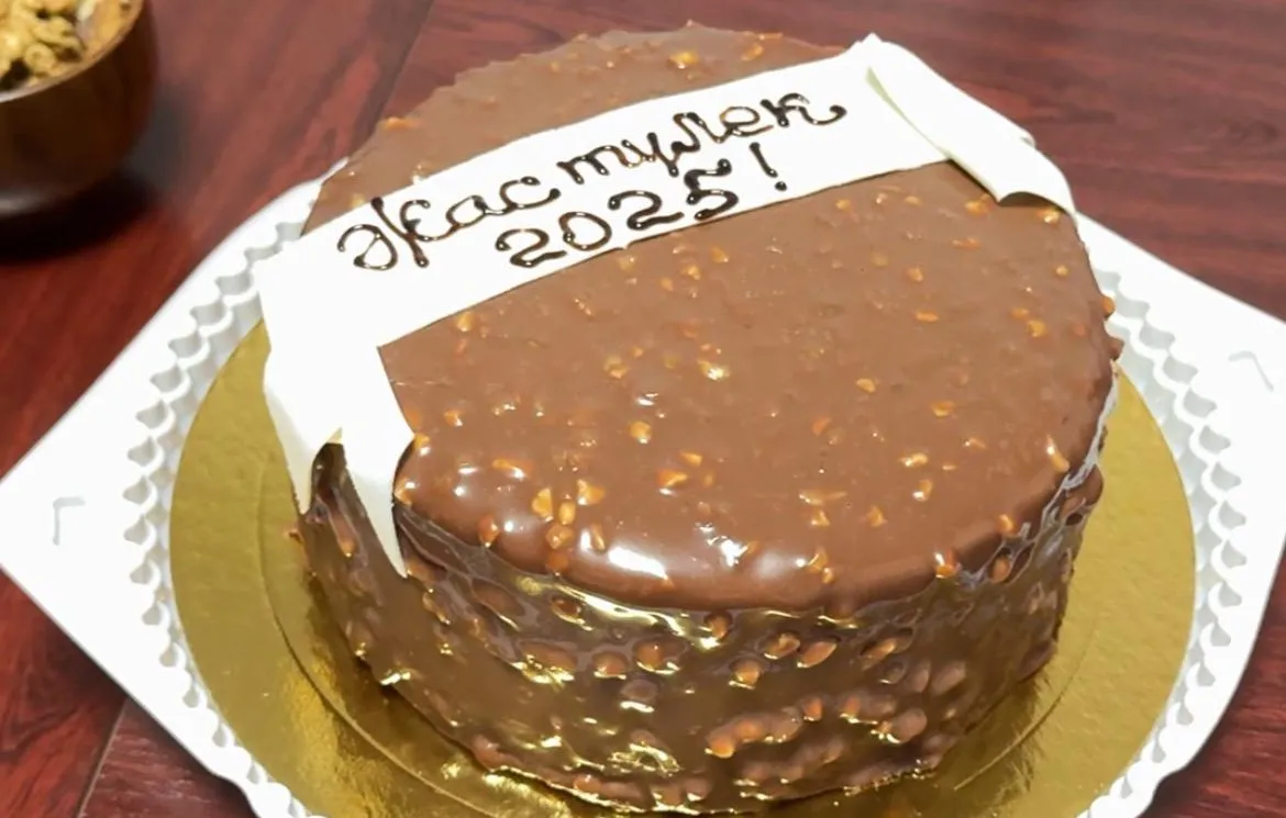 "Адал Ас" компаниясы мектеп бітіруші түлектерге құрмет көрсетті